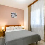 Family Friendly House With A Parking Space Prizba, Korcula - 15468