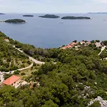 Family Friendly House With A Parking Space Prizba, Korcula - 15468