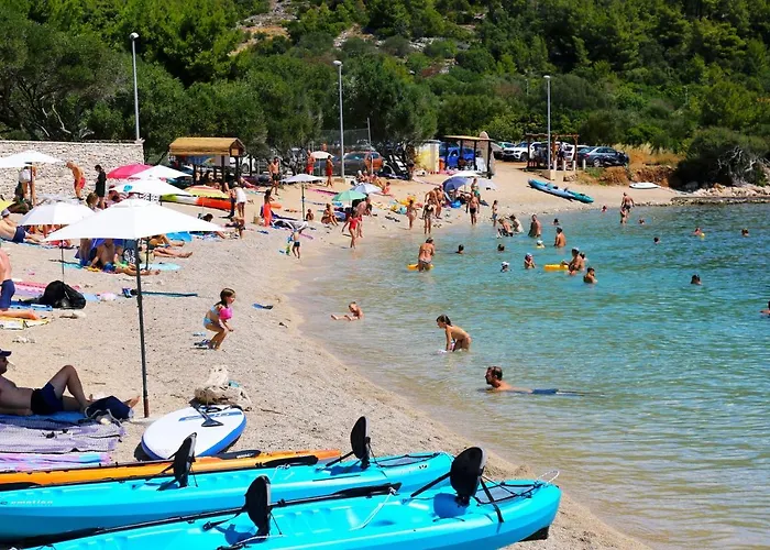 度假居 Family Friendly House With A Parking Space Prizba, Korcula - 15468 *