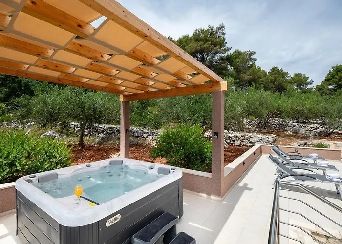 Family Friendly House With A Parking Space Prizba, Korcula - 15468 度假居 普瑞兹巴